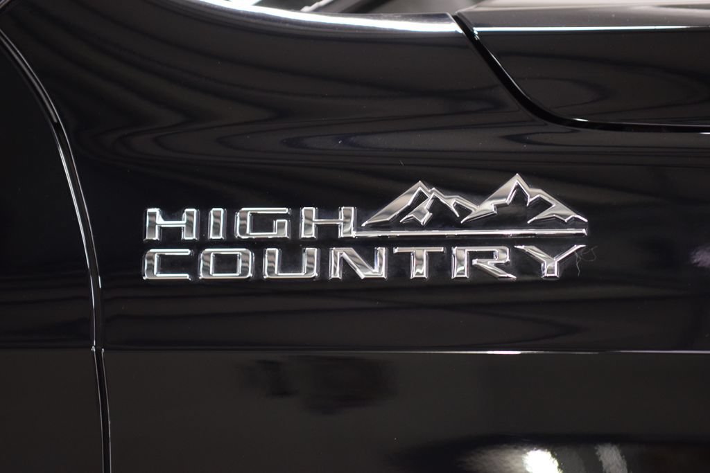 Used 2024 Chevrolet Tahoe High Country w/ Premium Package AWD/4WD image 14