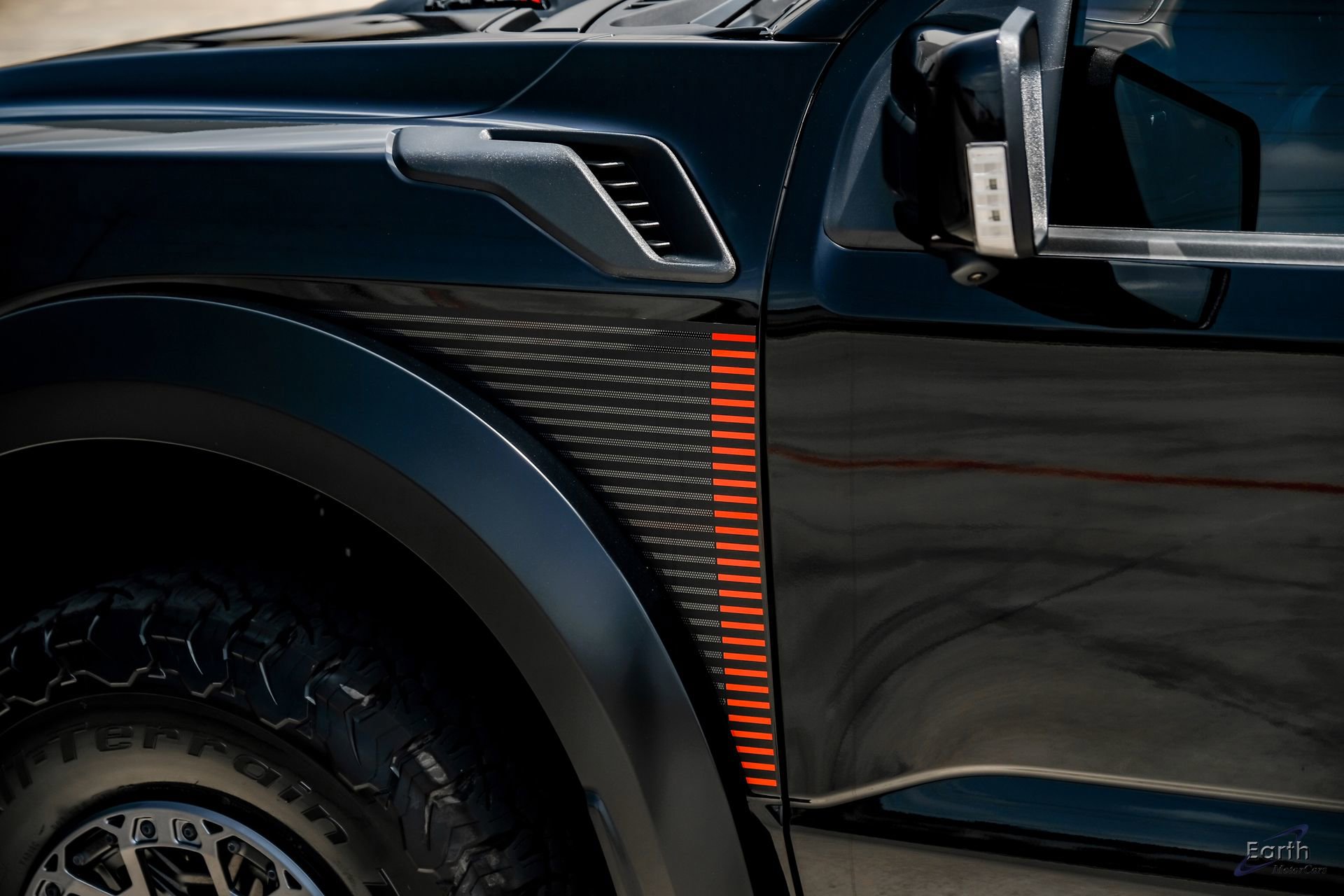 Used 2025 Ford F150 Raptor w/ Equipment Group 803A Raptor R image 34