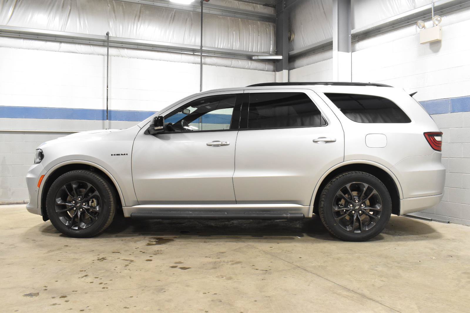 Used 2024 Dodge Durango R/T AWD/4WD image 28