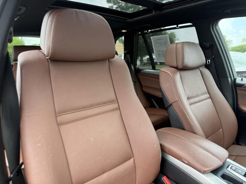 Used 2012 BMW X5 xDrive35i image 14