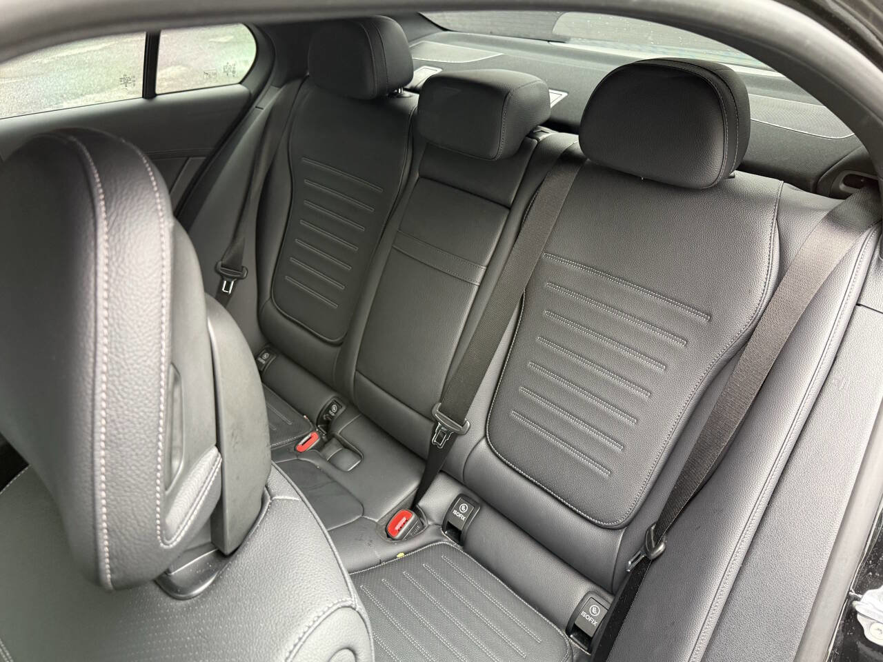 Used 2024 Mercedes-Benz C 300 4MATIC Sedan w/ AMG Line w/ Night Package image 17