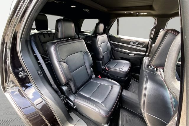 Used 2019 Ford Explorer Sport w/ Equipment Group 401A AWD/4WD image 17
