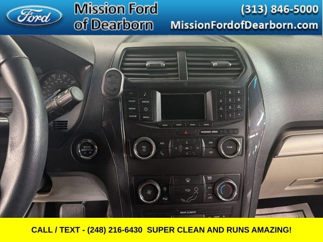 Used 2019 Ford Explorer XLT AWD/4WD image 20