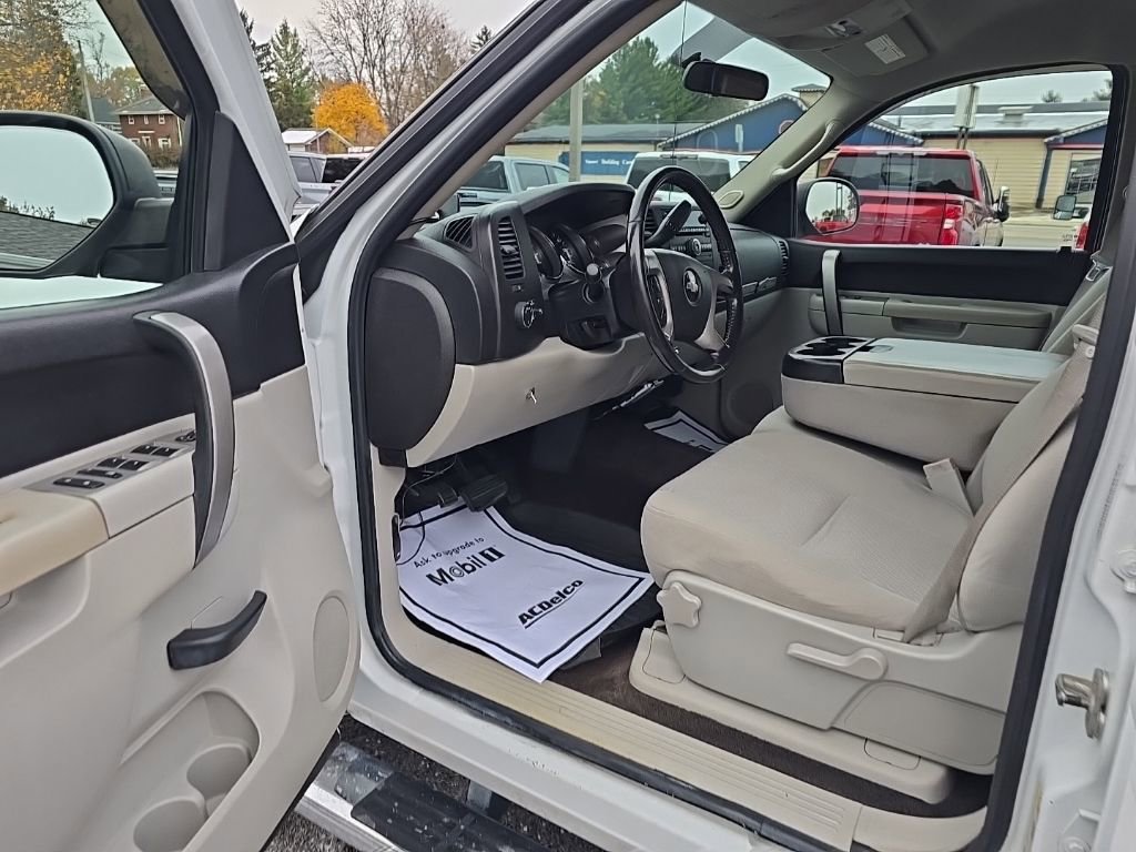 Used 2011 Chevrolet Silverado 2500 LT image 14