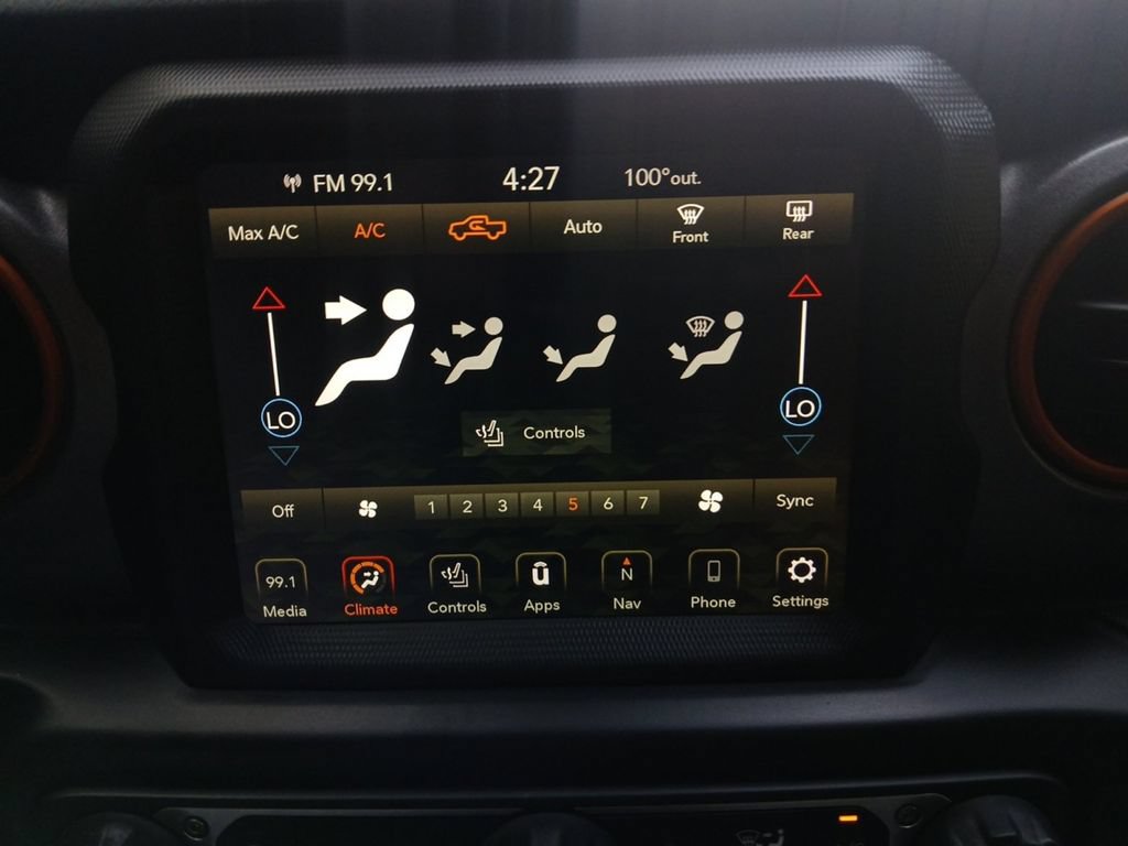 Used 2021 Jeep Gladiator Mojave AWD/4WD image 4