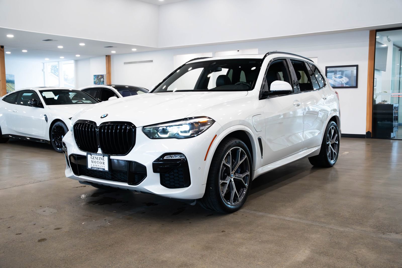 Used 2021 BMW X5 xDrive45e w/ M Sport Package image 27
