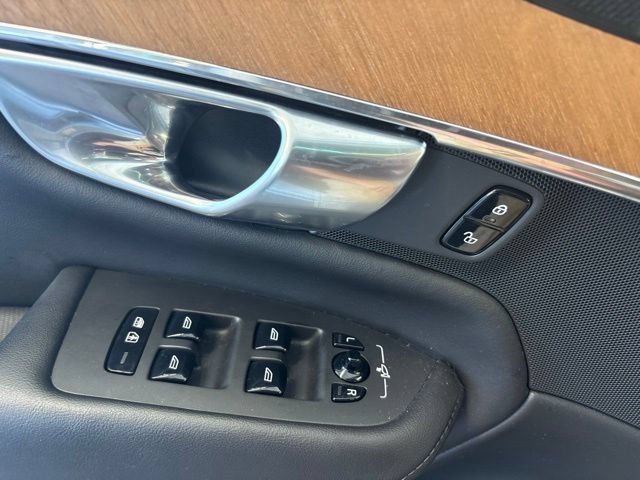 Used 2023 Volvo XC90 B5 Plus w/ Protection Package AWD/4WD image 35