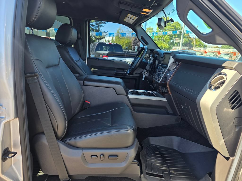 Used 2016 Ford F250 Lariat w/ Lariat Interior Package AWD/4WD image 23