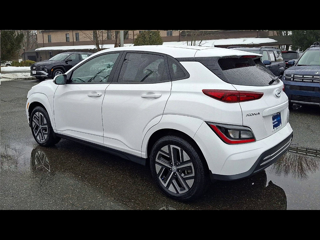 Certified 2023 Hyundai Kona SEL image 6