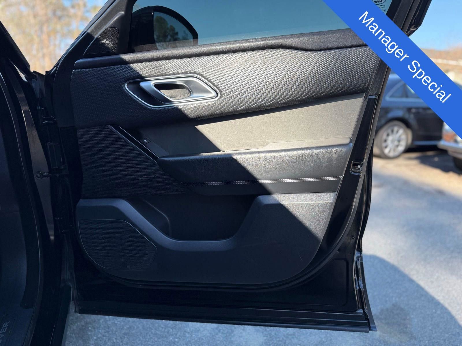 Used 2020 Land Rover Range Rover Velar S image 27