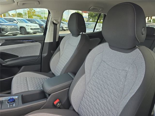 New 2026 Volkswagen Tiguan S image 13