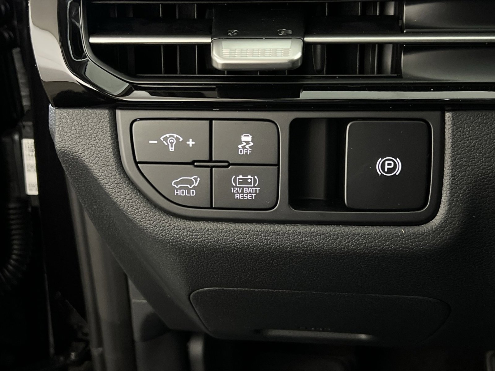 New 2026 Kia Sportage EX image 34