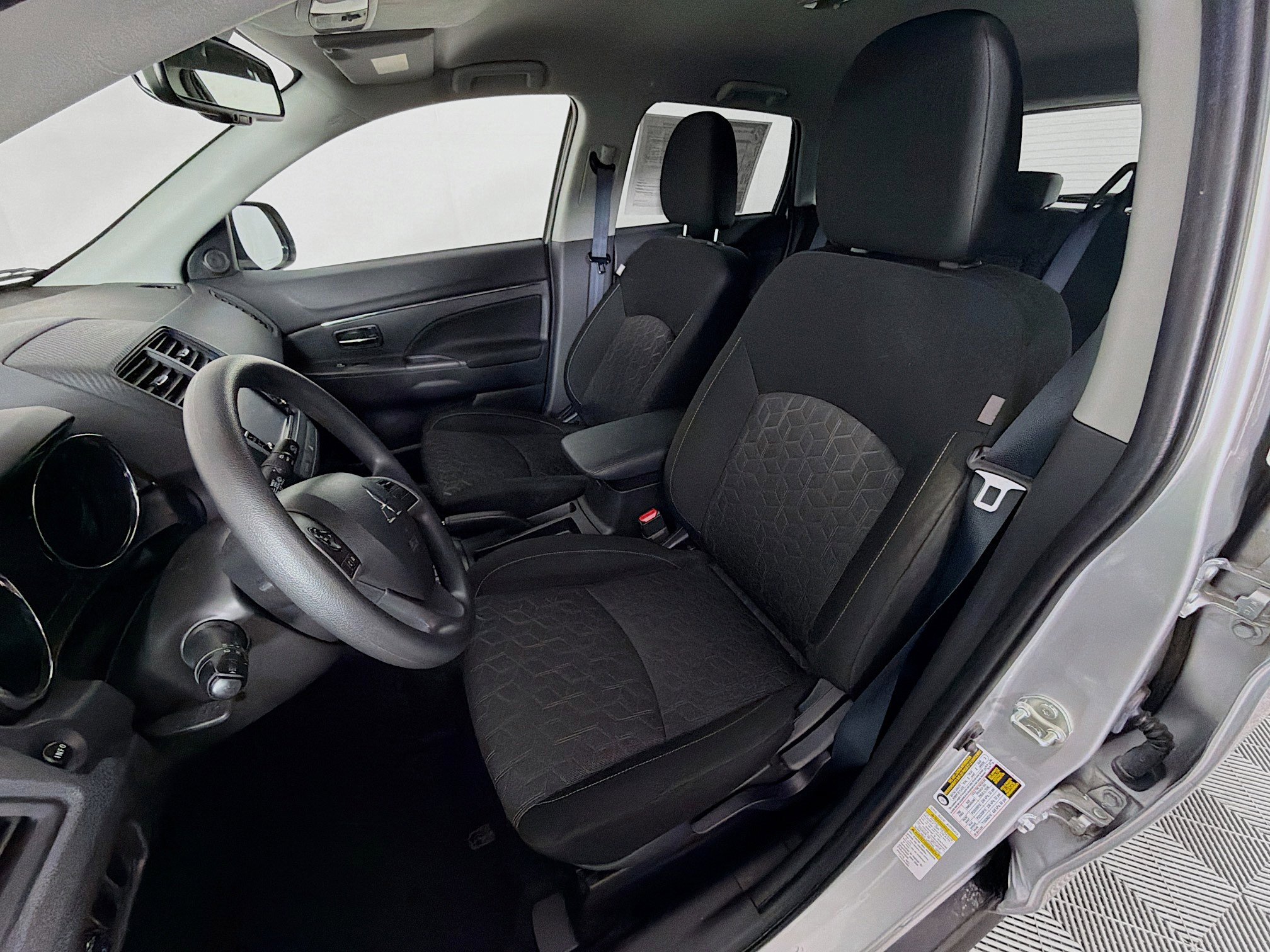 Used 2022 Mitsubishi Outlander Sport FWD image 12