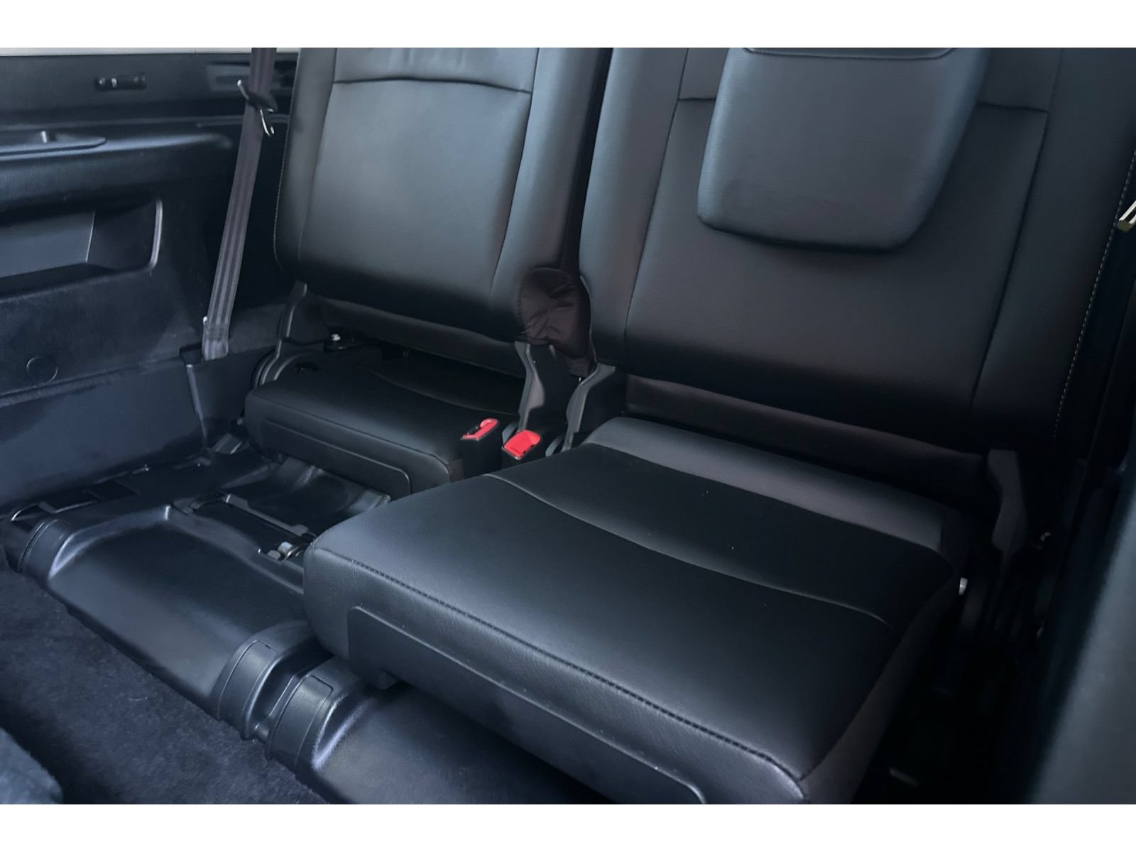 Used 2022 Toyota 4Runner SR5 Premium w/ Moonroof Package AWD/4WD image 17