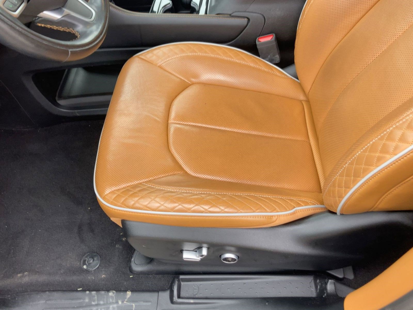 Used 2022 Chrysler Pacifica Pinnacle image 13