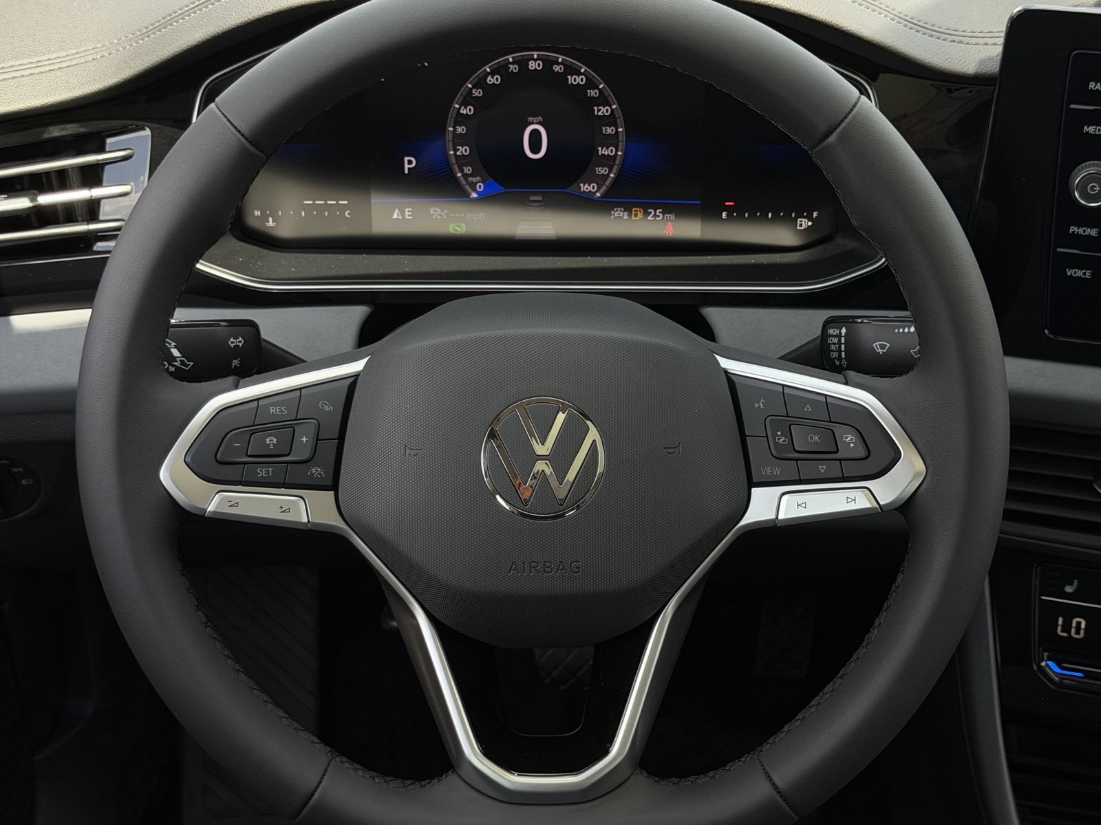 New 2026 Volkswagen Jetta SE FWD image 14
