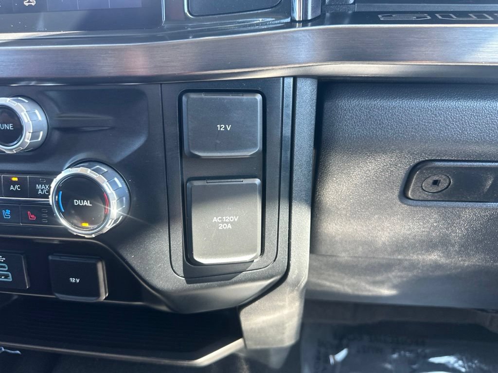 Used 2023 Ford F350 Lariat w/ Sport Appearance Package AWD/4WD image 8
