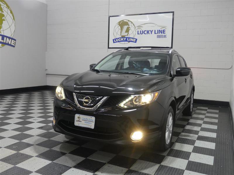 Used 2018 Nissan Rogue Sport SV w/ SV All-Weather Package image 4