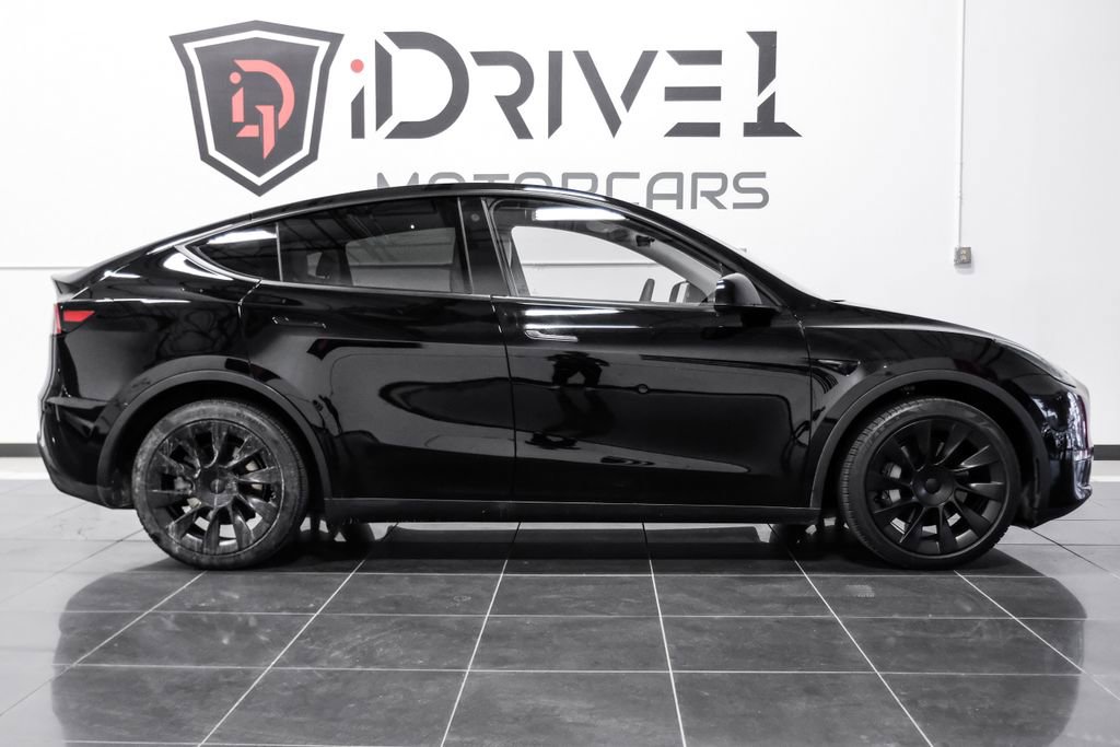 Used 2023 Tesla Model Y Long Range AWD/4WD image 8
