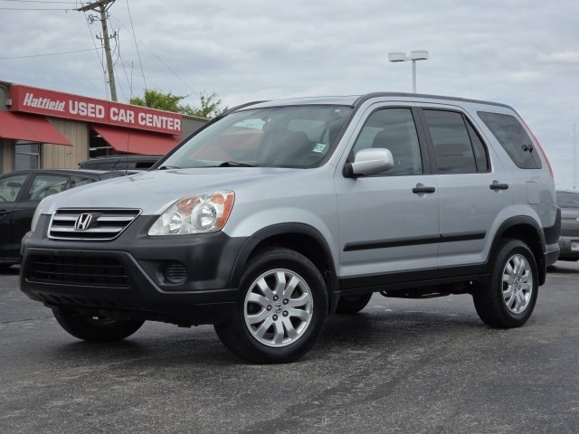Used 2005 Honda CR-V EX image 2