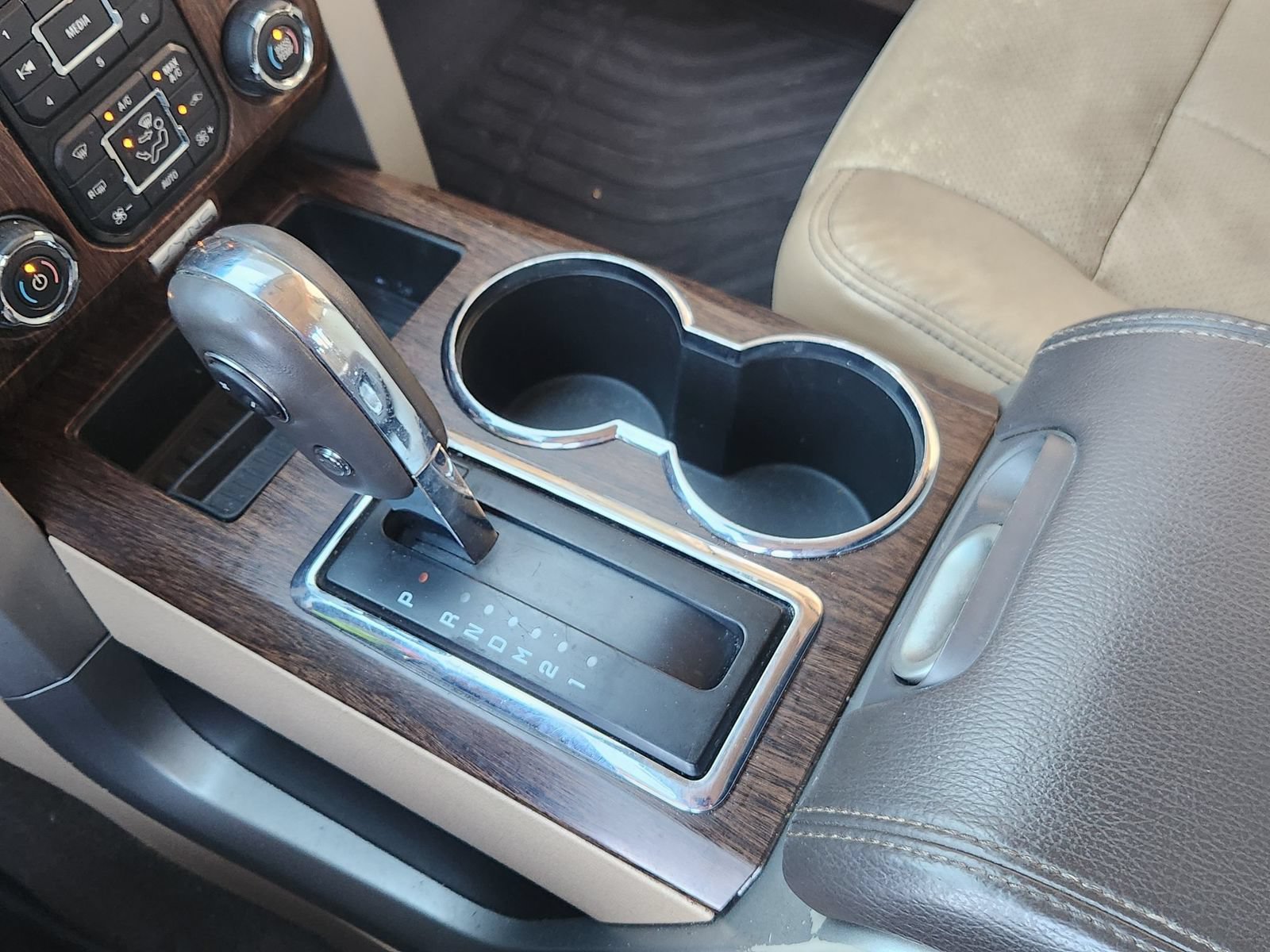 Used 2013 Ford F150 Lariat w/ Luxury Equipment Group AWD/4WD image 19