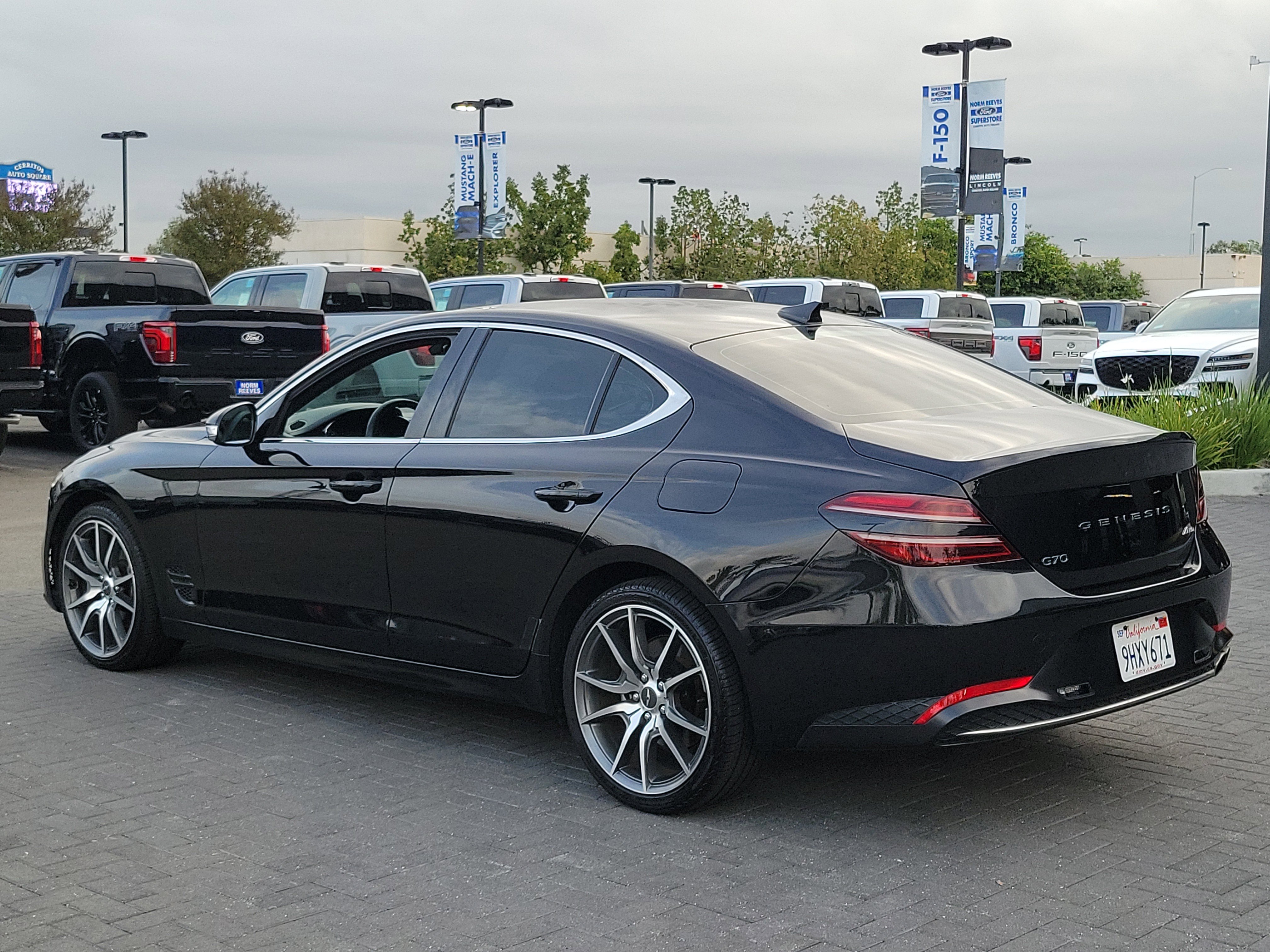 Certified 2023 Genesis G70 2.0T image 30