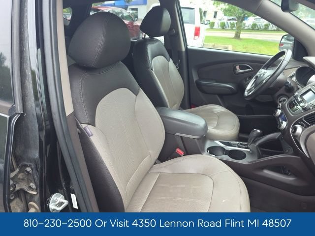 Used 2011 Hyundai Tucson Limited AWD/4WD image 21