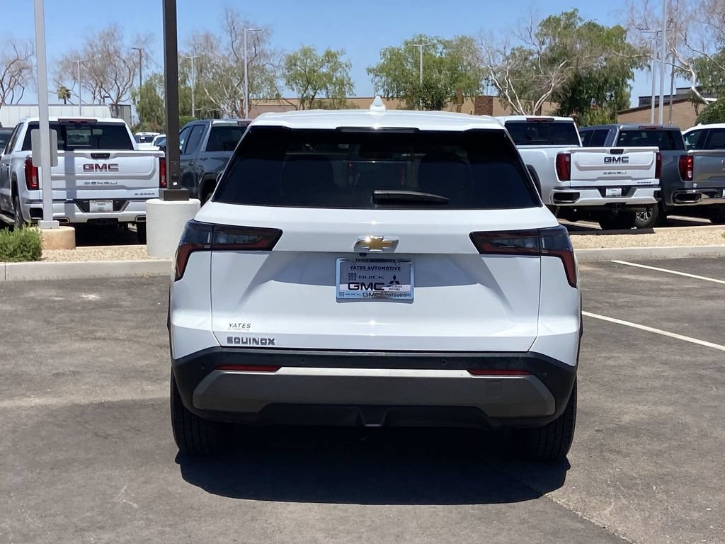Used 2025 Chevrolet Equinox LT FWD image 5