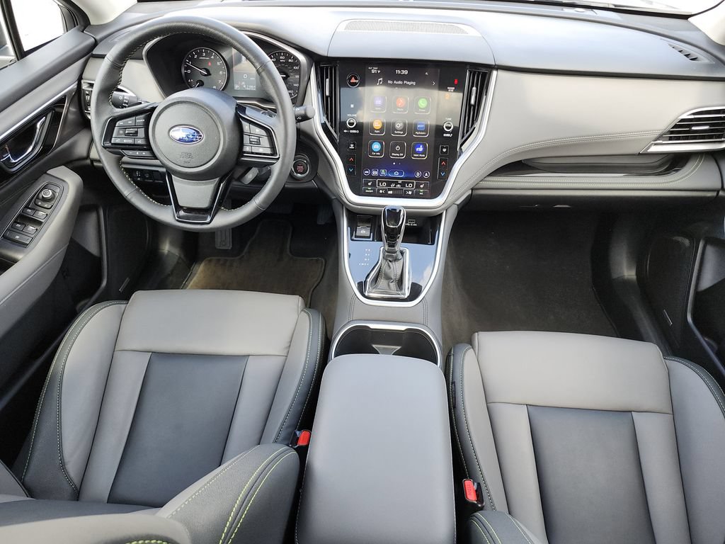 Used 2025 Subaru Outback Onyx Edition AWD/4WD image 12