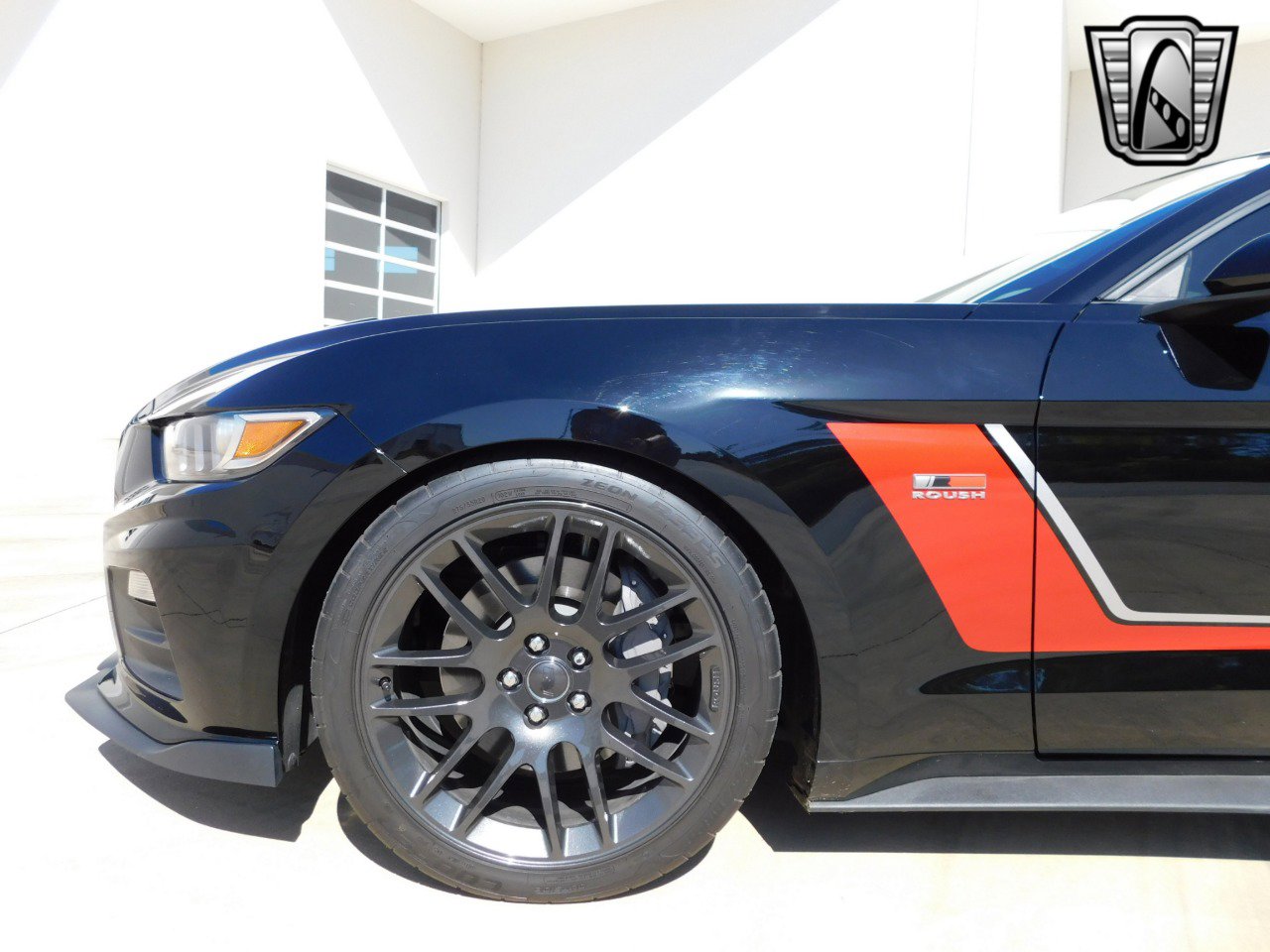 Used 2017 Ford Mustang GT Premium image 5