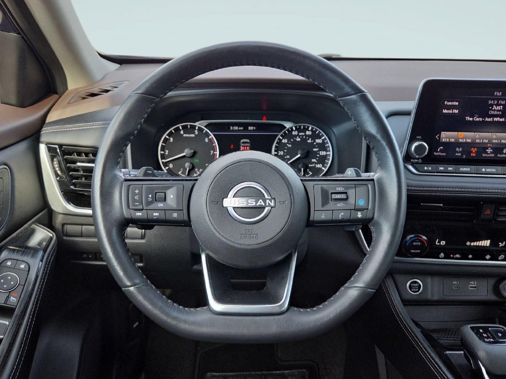 Used 2023 Nissan Rogue SL AWD/4WD image 18