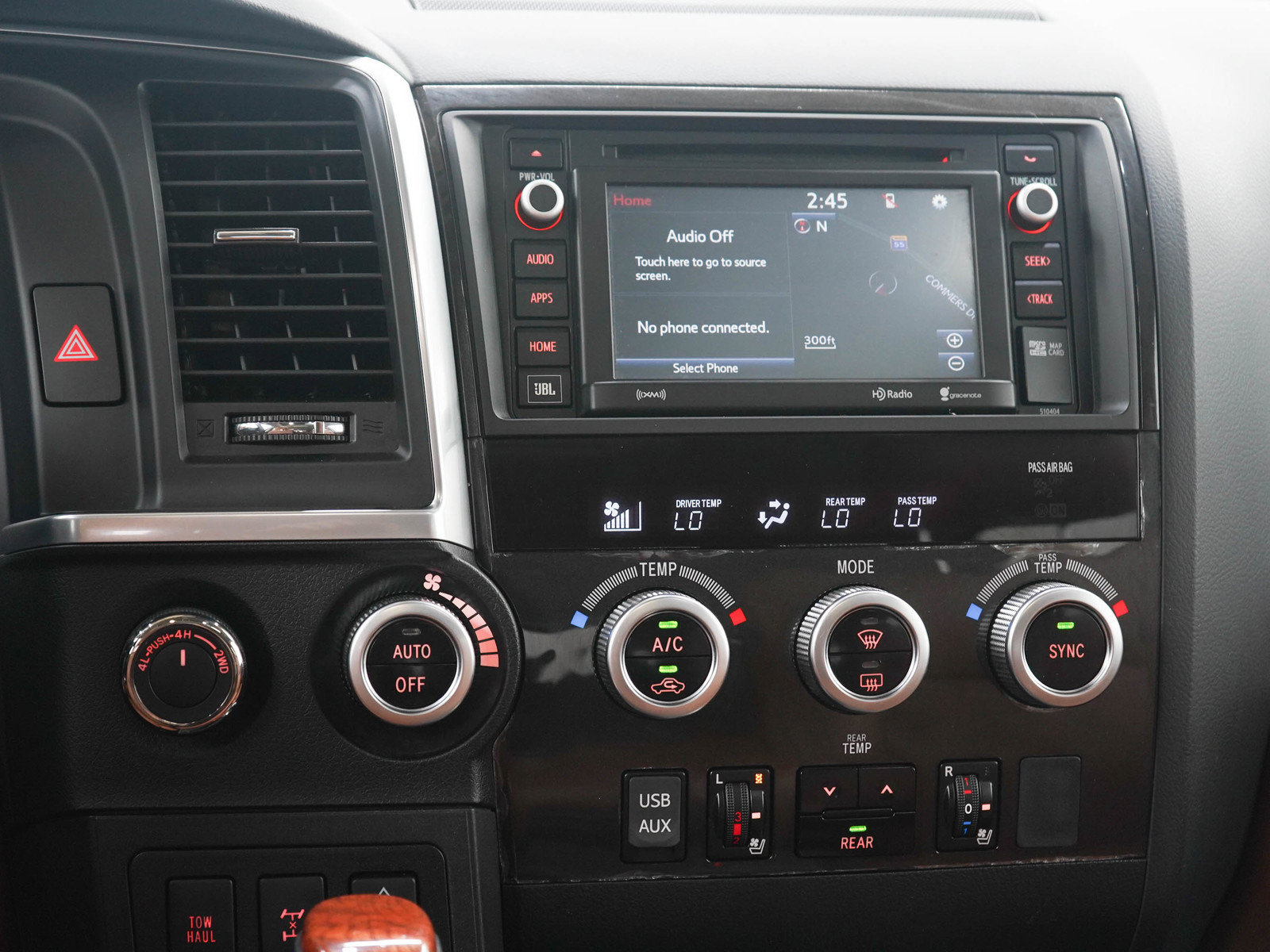 Used 2019 Toyota Sequoia Platinum AWD/4WD image 24