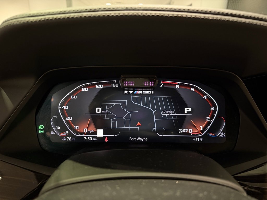Used 2020 BMW X7 M50i image 17
