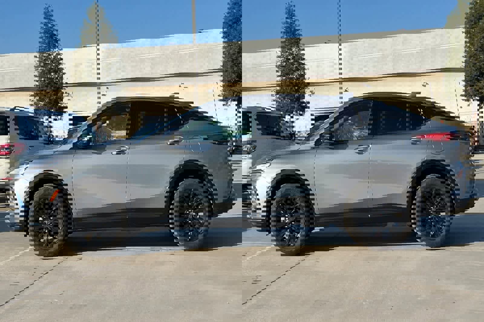 Used 2024 Buick Envista Sport Touring w/ Convenience I Package image 6