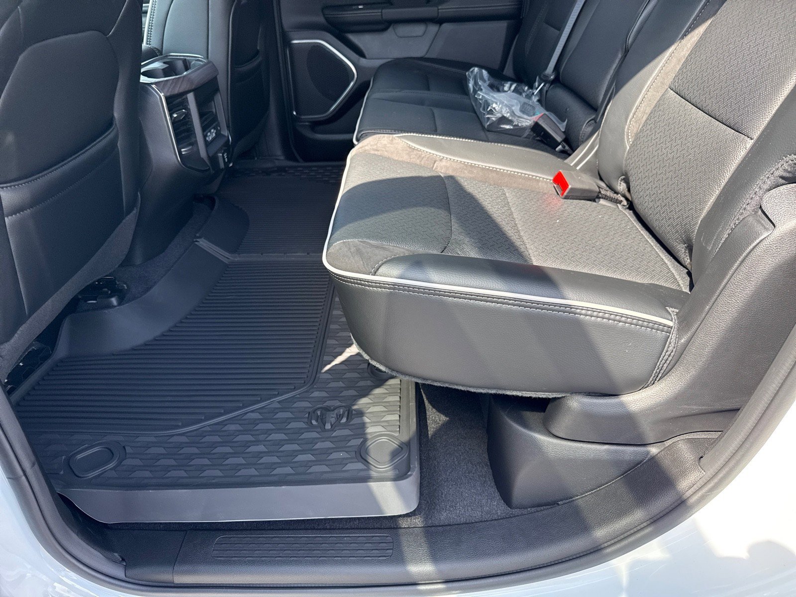 New 2026 RAM 1500 Laramie image 12