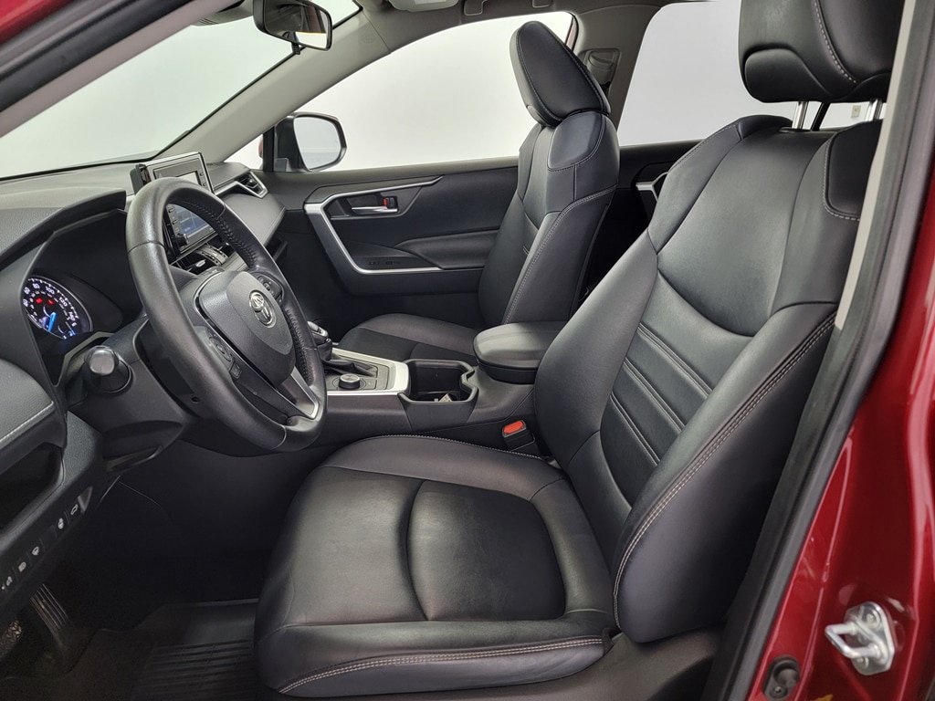Used 2022 Toyota RAV4 XLE Premium AWD/4WD image 14