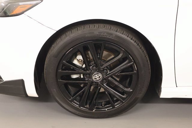 Used 2025 Toyota Camry SE FWD image 7