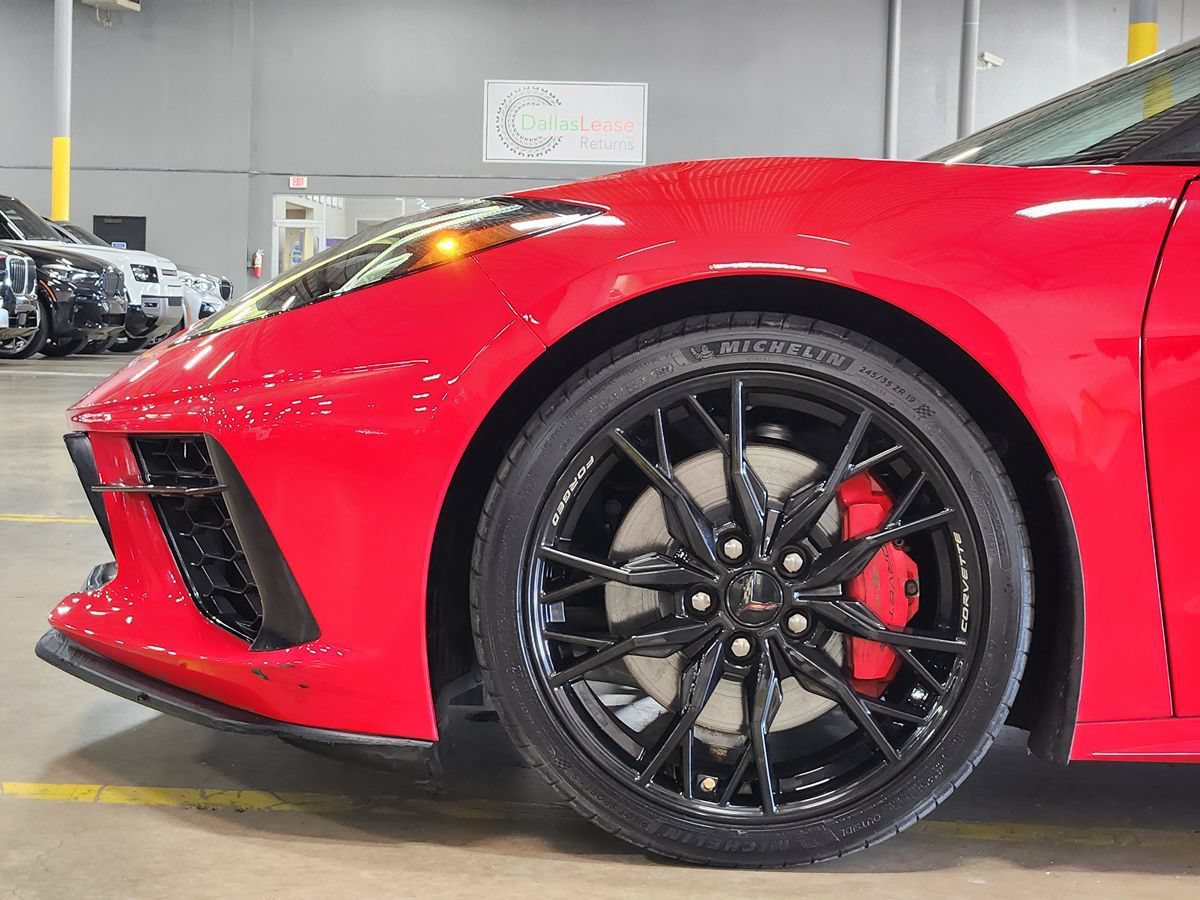 Used 2023 Chevrolet Corvette Stingray Premium Conv w/ Z51 Performance Package RWD image 5
