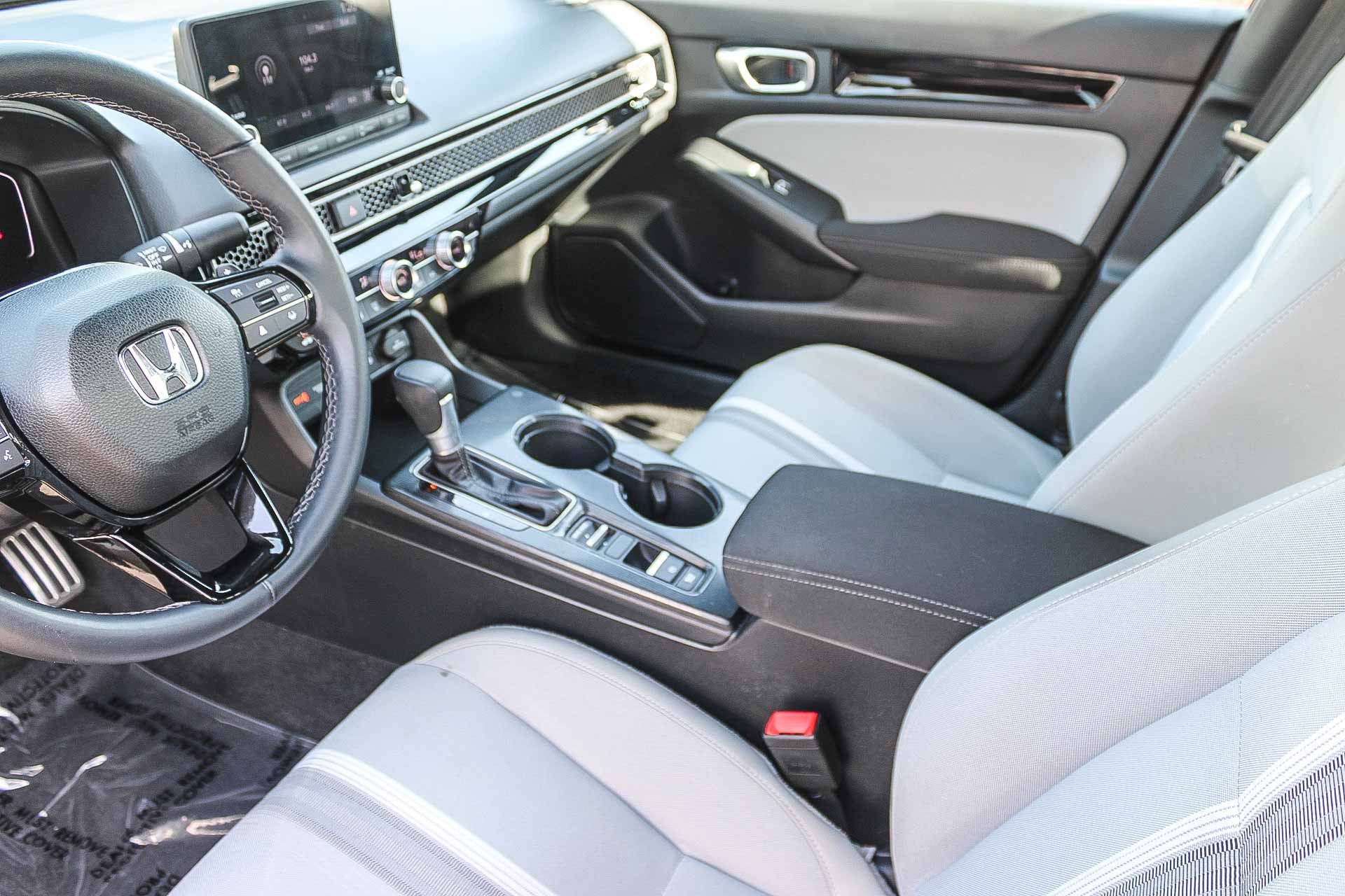 Certified 2025 Honda Civic Sport image 18