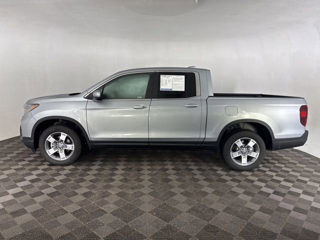 Certified 2025 Honda Ridgeline RTL image 11