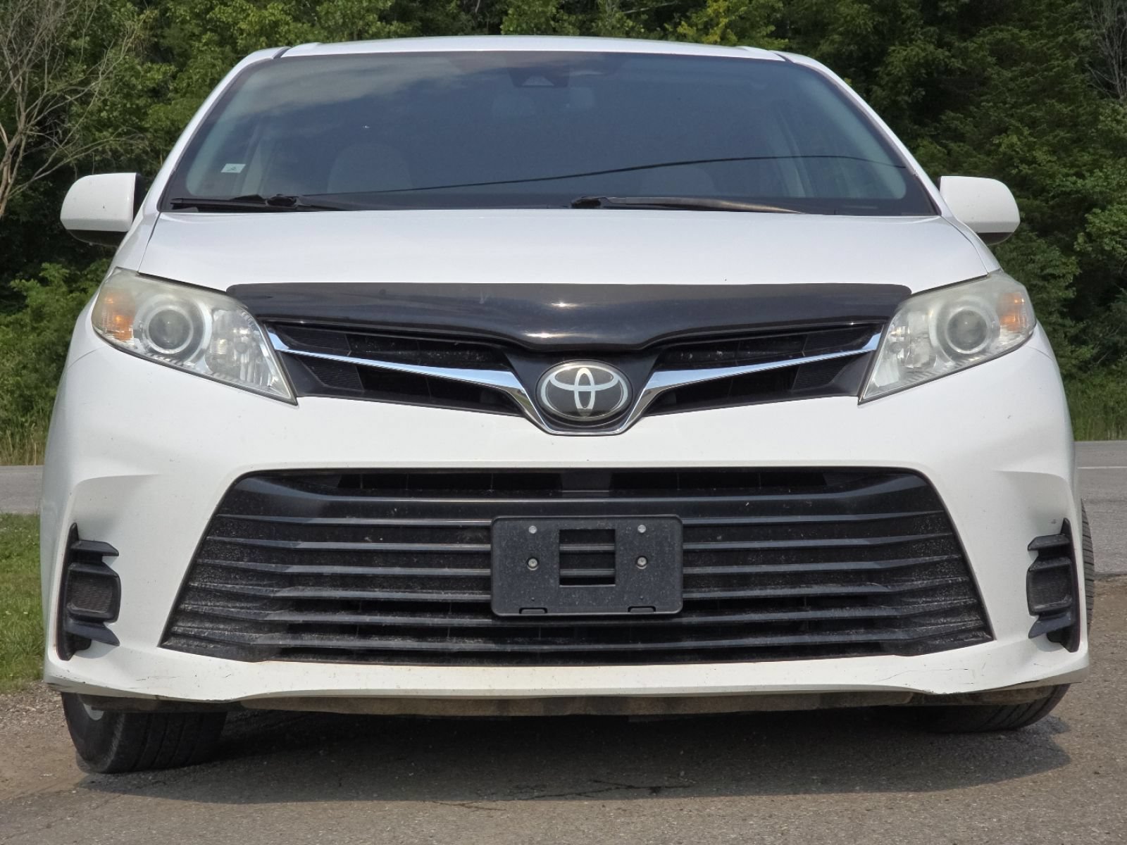 Used 2018 Toyota Sienna LE FWD image 13