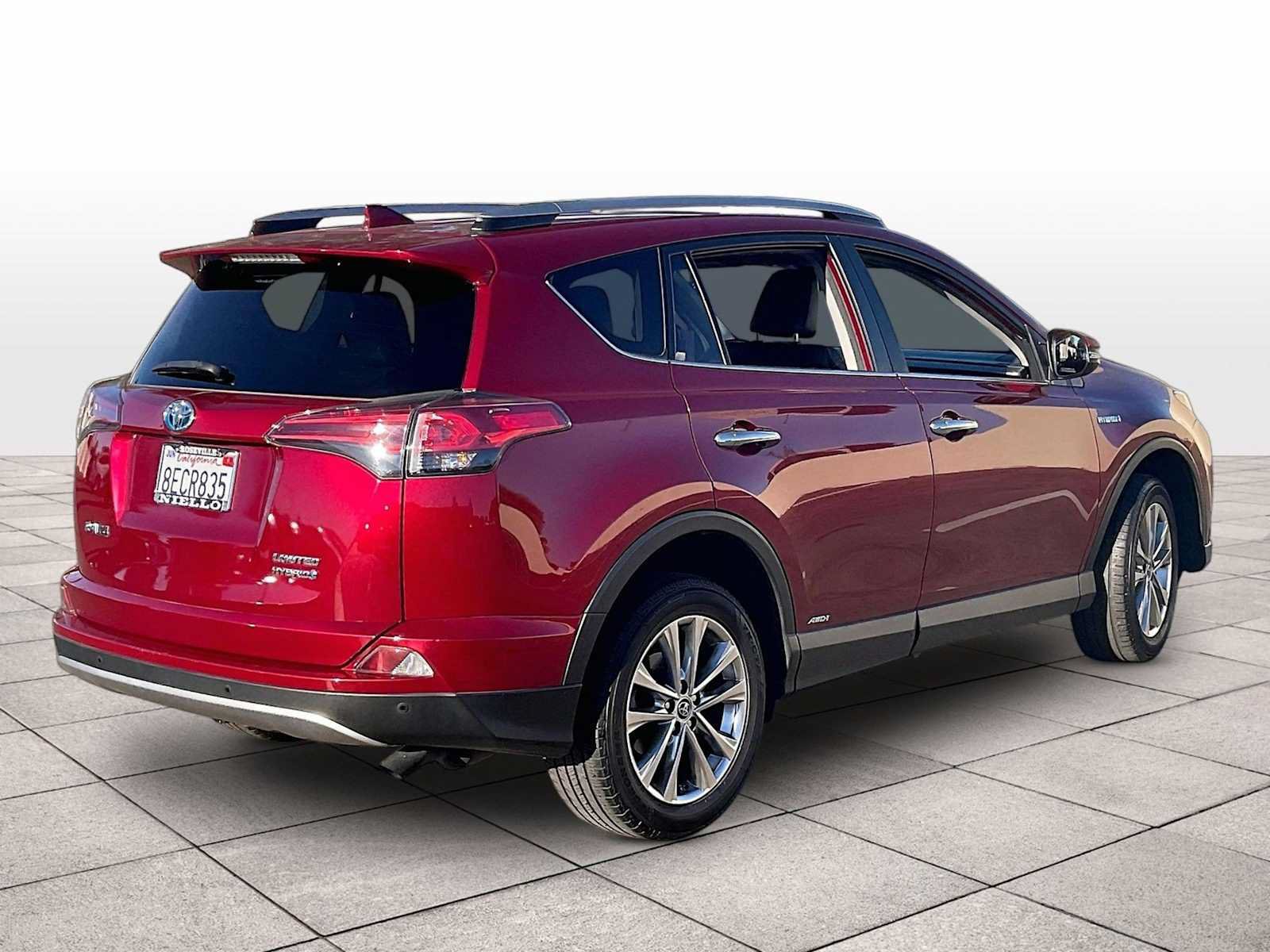 Used 2018 Toyota RAV4 Limited w/ Advanced Technology Package AWD/4WD image 14