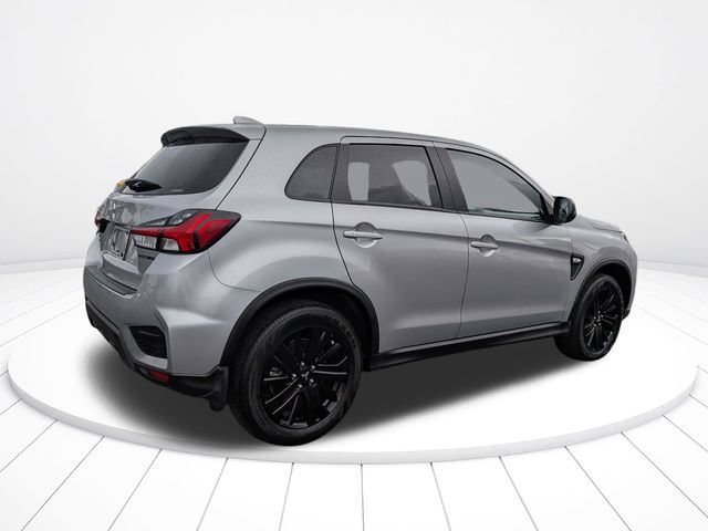 Used 2026 Mitsubishi Outlander Sport LE AWD/4WD image 3