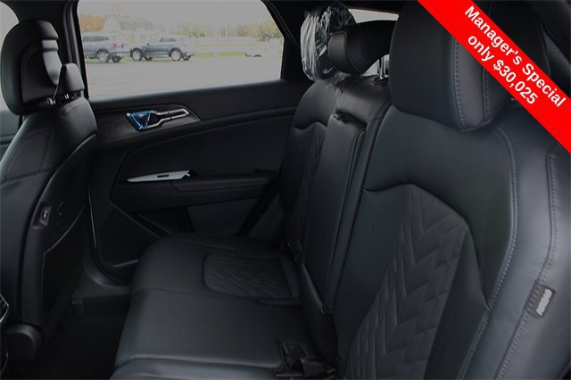 Used 2025 Kia Sportage X-Line AWD/4WD image 6