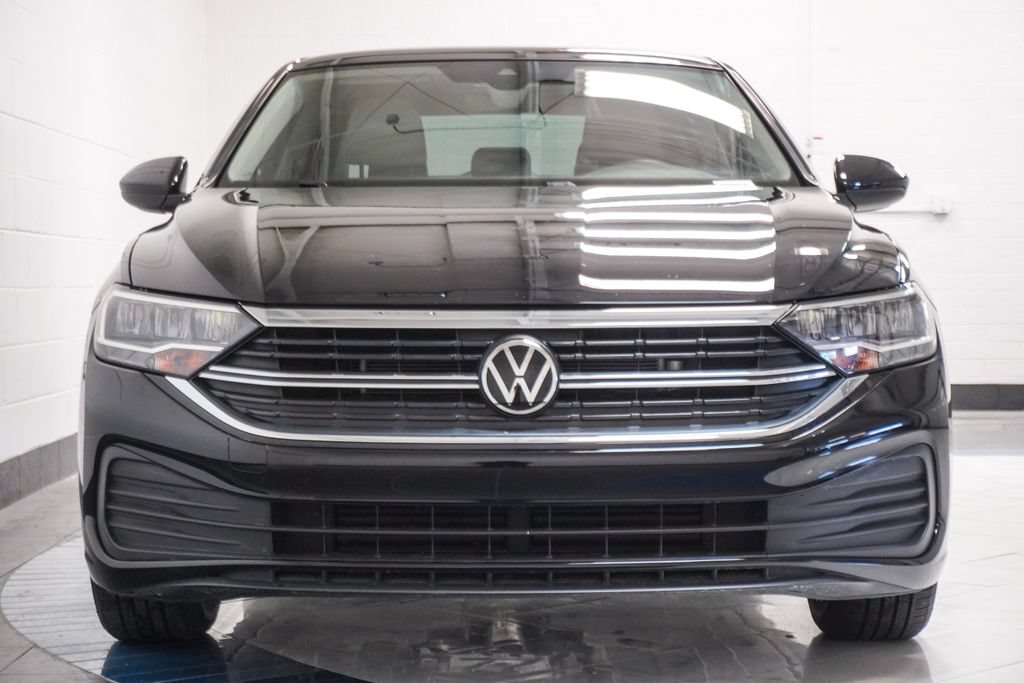 Used 2024 Volkswagen Jetta SE FWD image 30