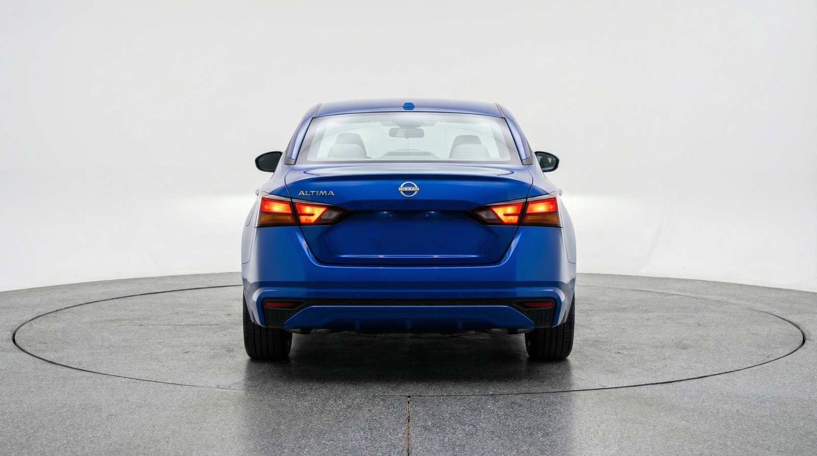 Used 2025 Nissan Altima 2.5 SV image 7
