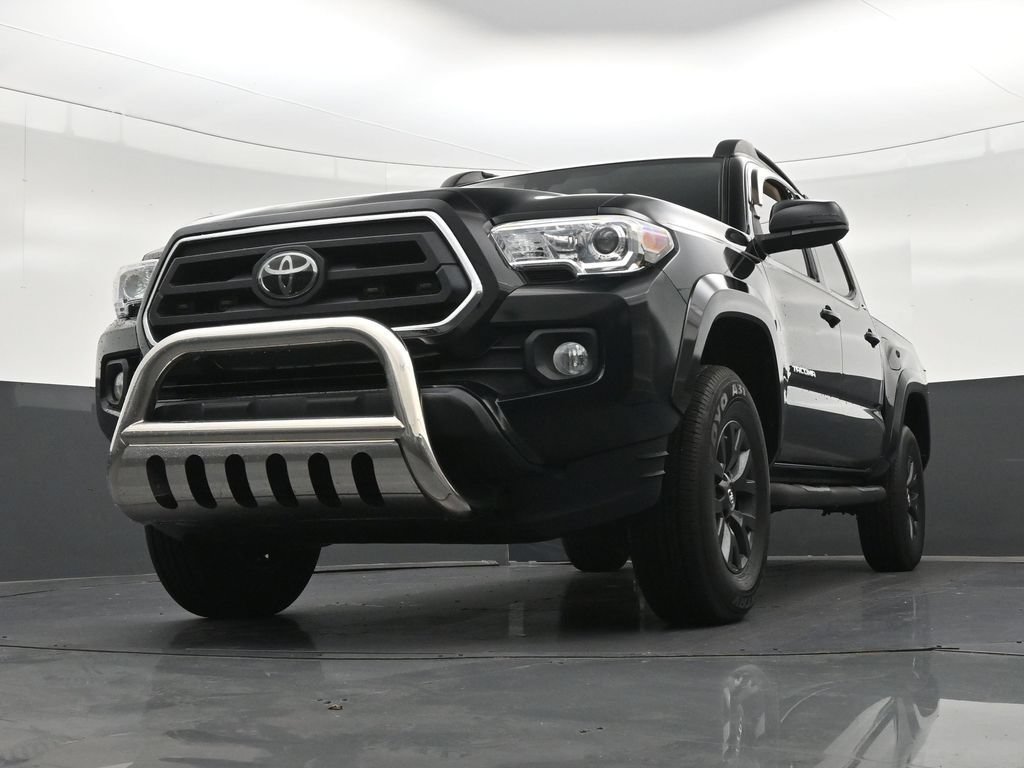 Used 2021 Toyota Tacoma SR5 RWD image 30