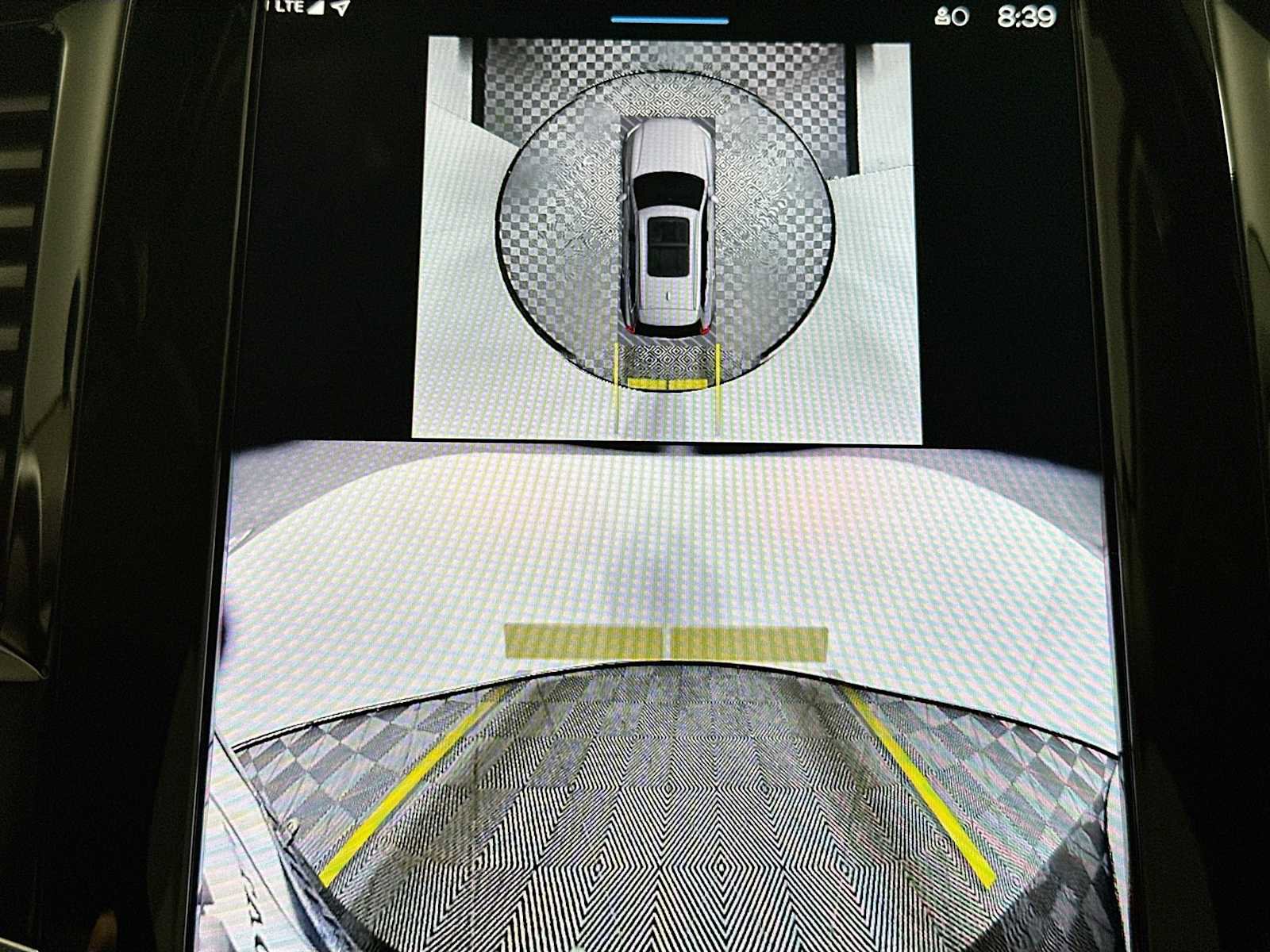 Used 2025 Volvo XC90 B5 Plus w/ Protection Package Premier image 15