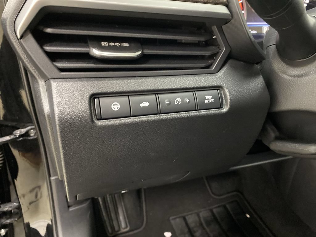 Used 2019 Nissan Altima 2.5 SL FWD image 18