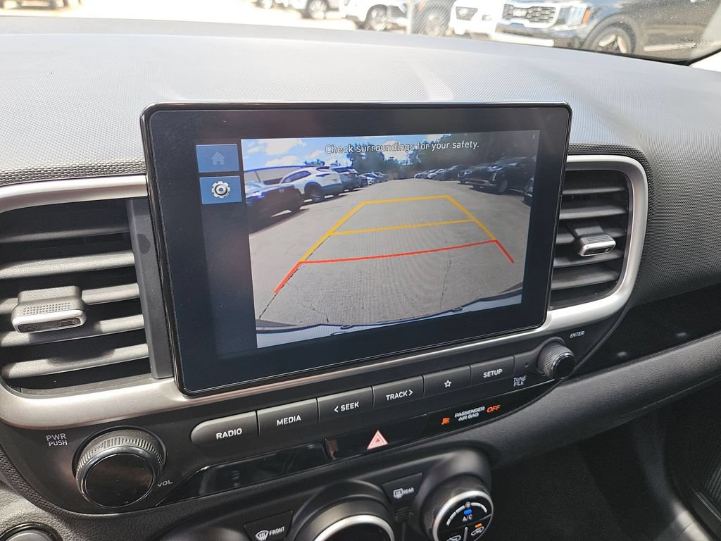 Used 2025 Hyundai Venue SEL FWD image 39